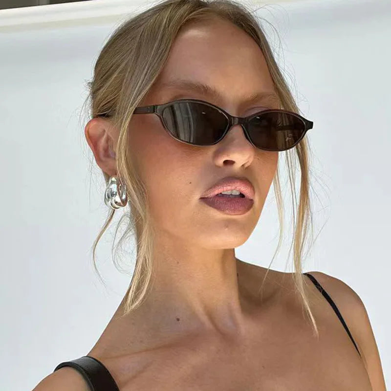 Retro Oval Frame Shades