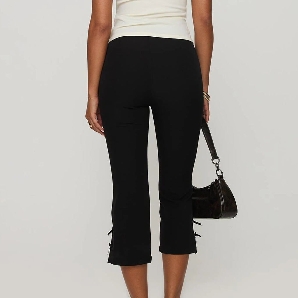 Slim Fit Bow‑Detail Capri Pants