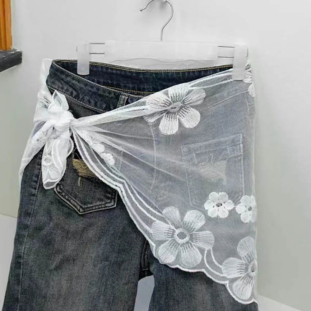 Retro Lace Triangle Scarf