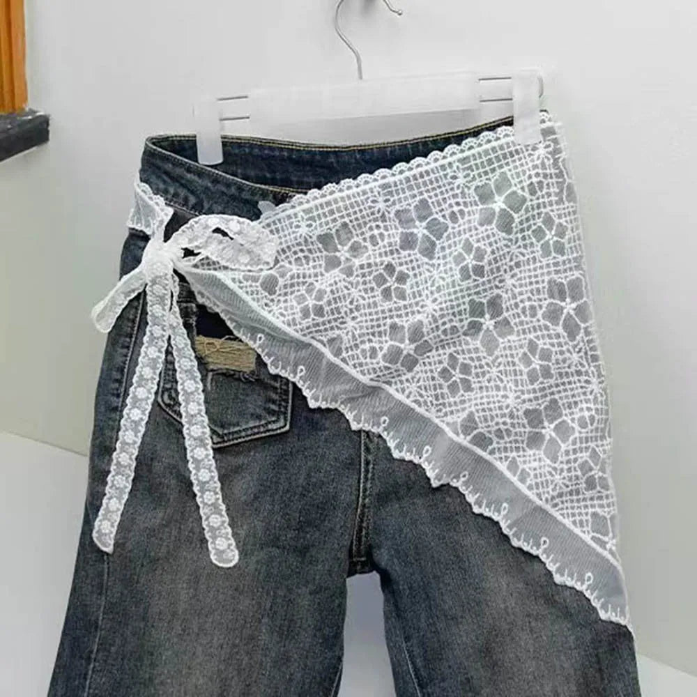 Retro Lace Triangle Scarf