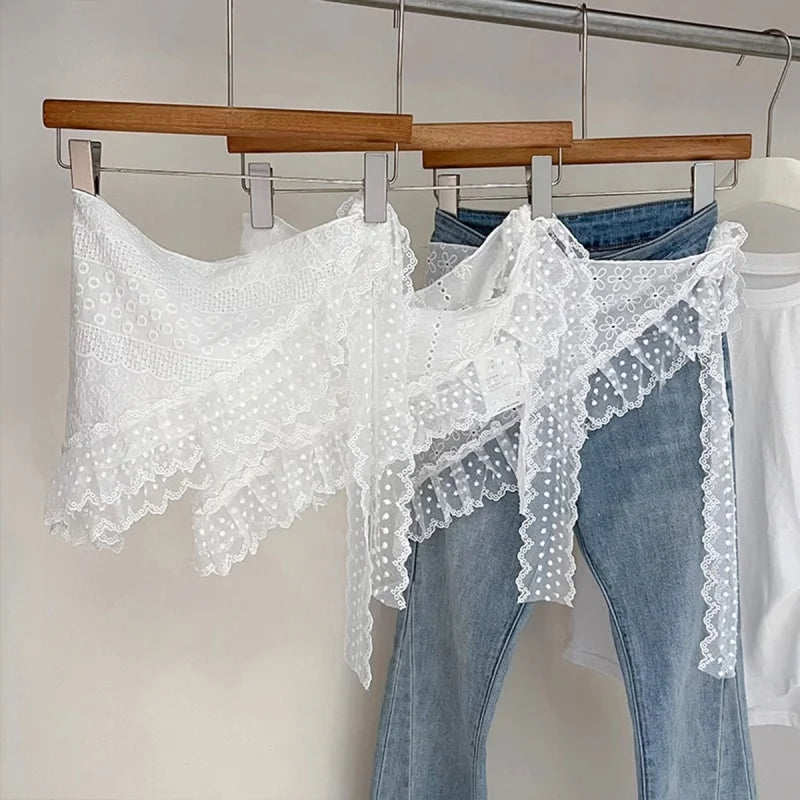 Retro Lace Triangle Scarf